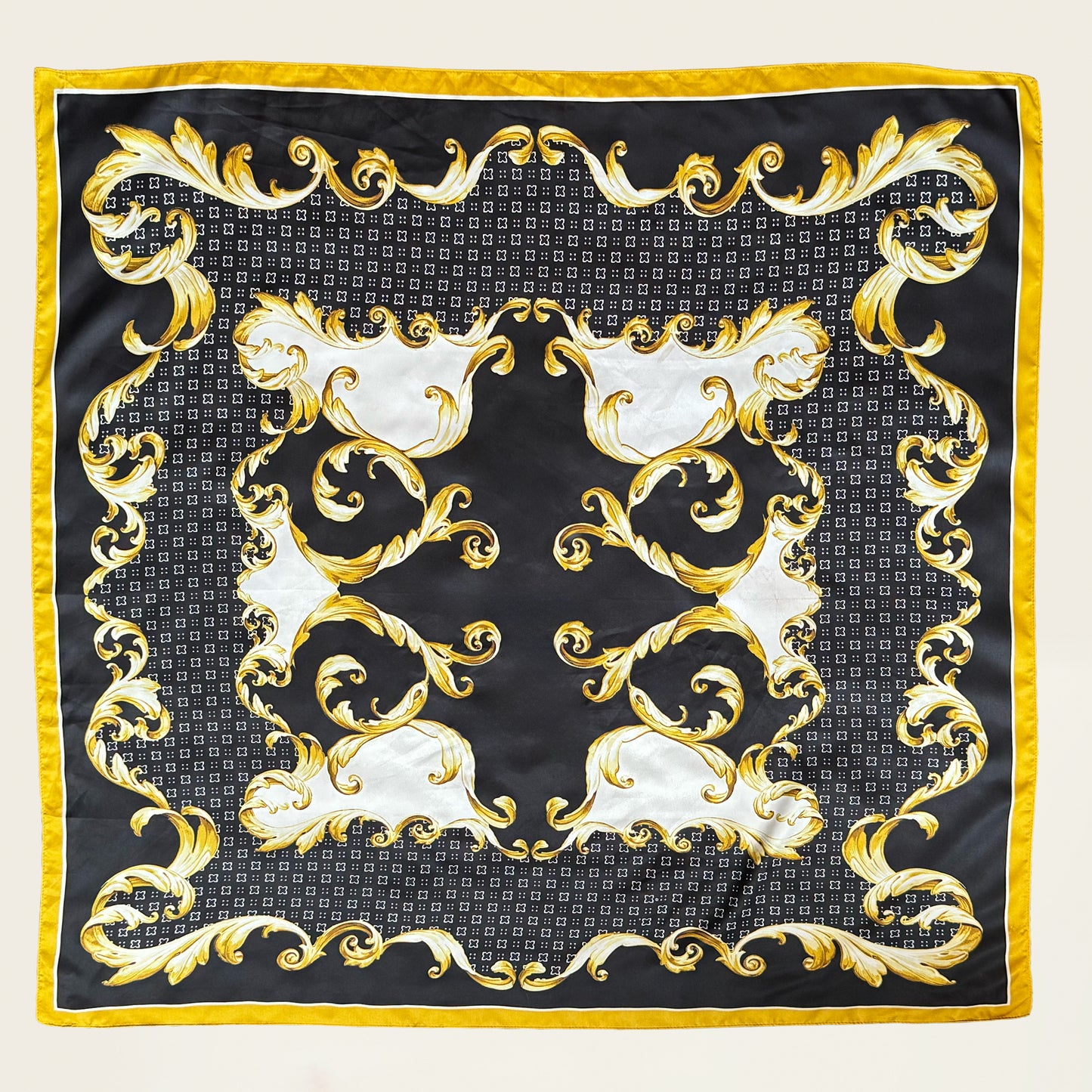 Vintage zijden sjaal